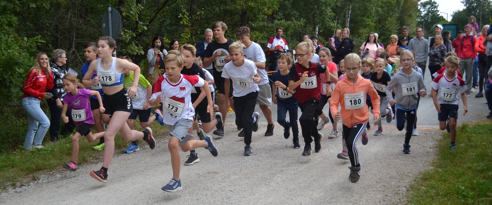 1909210014 Start Schuelerlauf