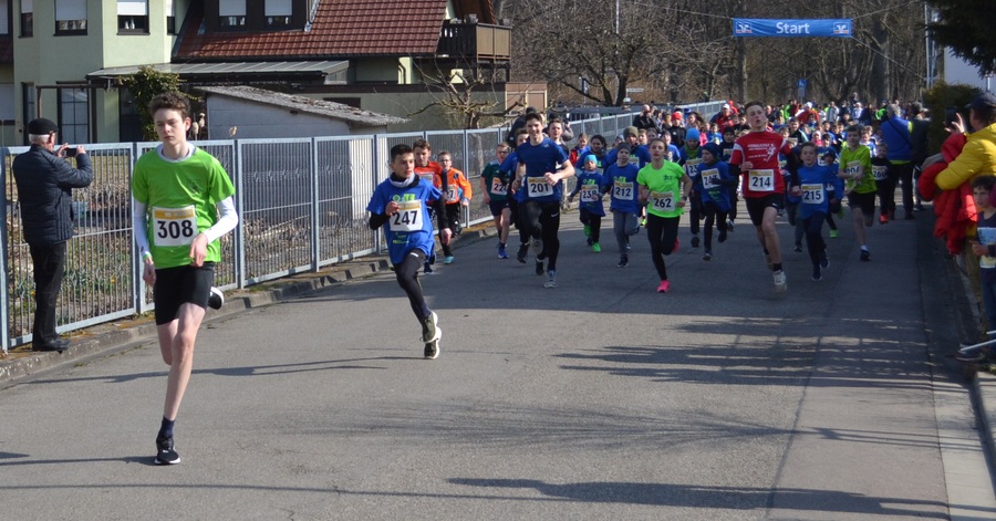 200320220008 Jugendlauf