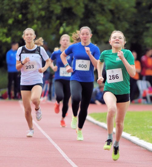 Christiane Hecht 800m Mfr Meister