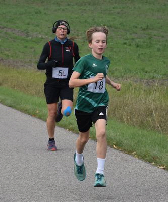 191020250122 Ben Moebus Tanja Schienagel