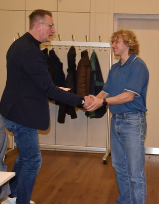 161020260016 Ehrung Matias Neutzler