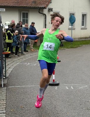 181020261028 Valentin Herrmann